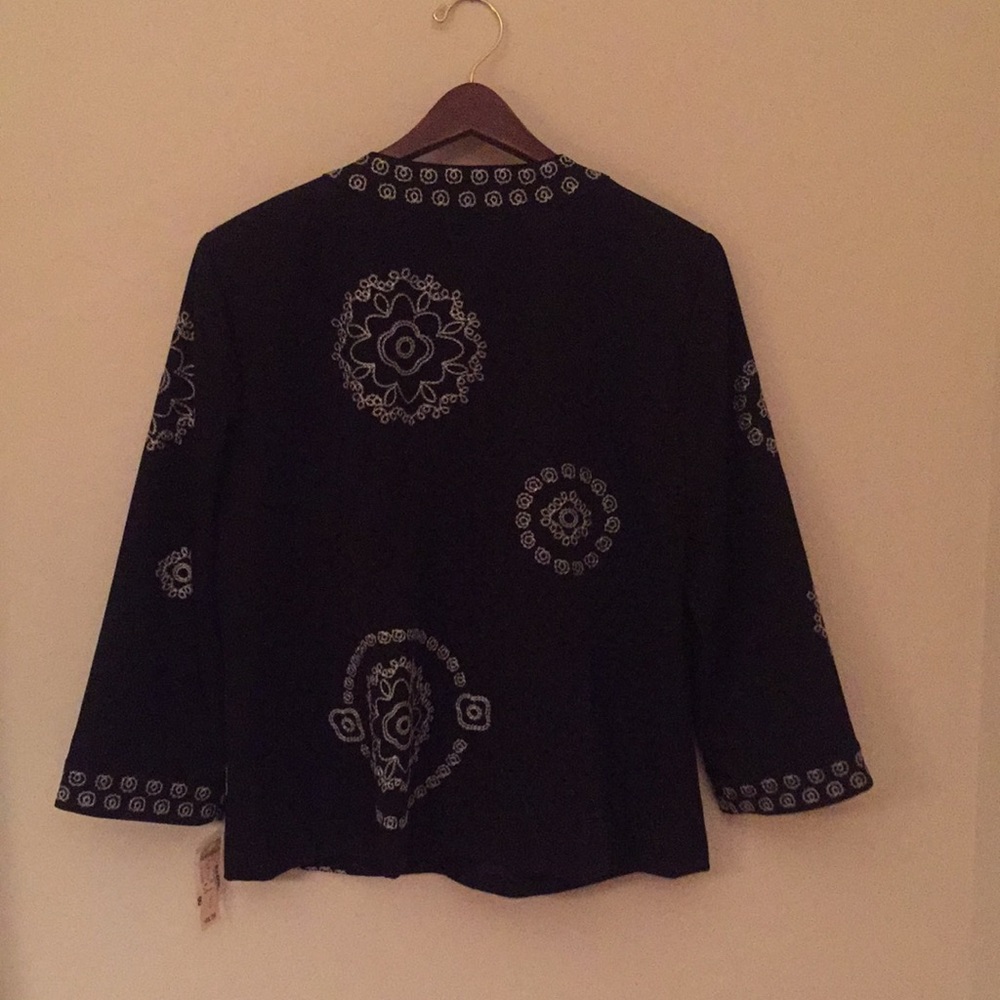 Ladies black jacket - Picture 4 of 4